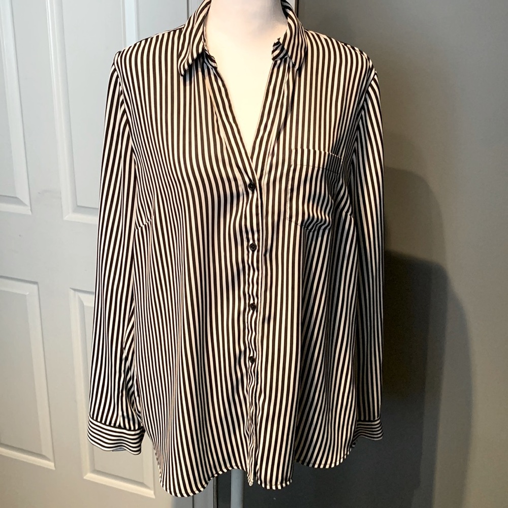 Black and white pinstripe button down
